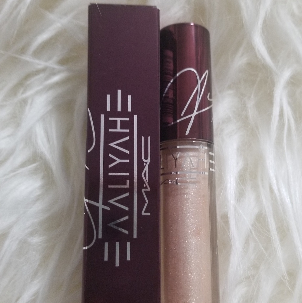 Aaliyah x mac Brooklyn Born